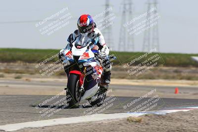 media/Sep-01-2025-Lets Ride (Mon) [[4370d11284]]/B Group/1220pm (Wheelie Bump)/